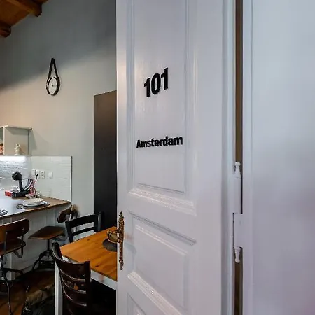 Vintage Industrial Apartment Kosice